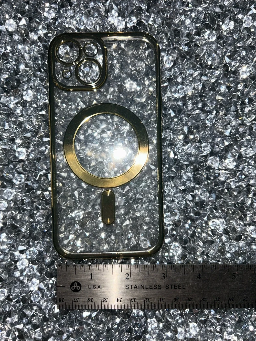 Clear Phone Case with Gold MagSafe Ring iPhone 15